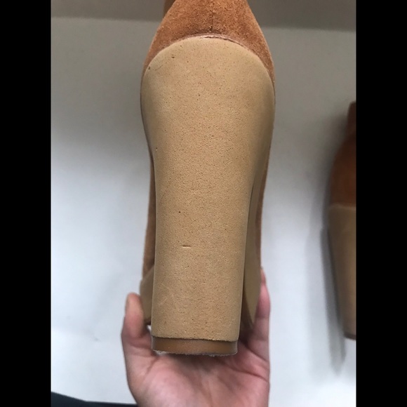 MORE PICTURES RIGHT BOOTIE - Picture 2 of 8